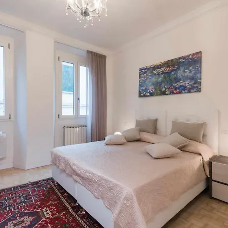 Ghibellina With 2 Bedrooms Apartament *