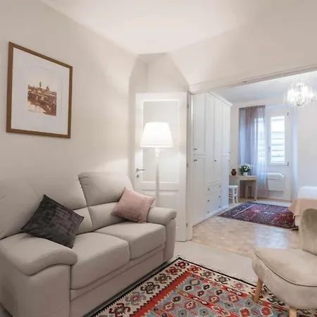 Ghibellina With 2 Bedrooms